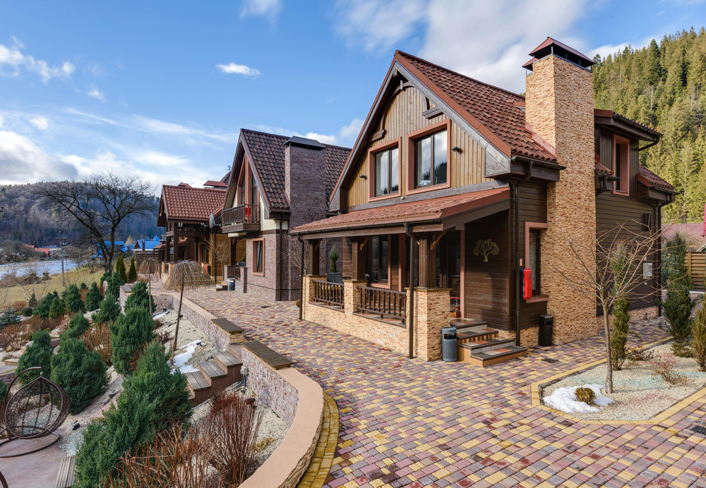 Нові будинки під Києвом в радіусі 15 км: що пропонує ринок